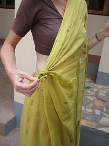 Sari Safari - how to drape a bengali style sari