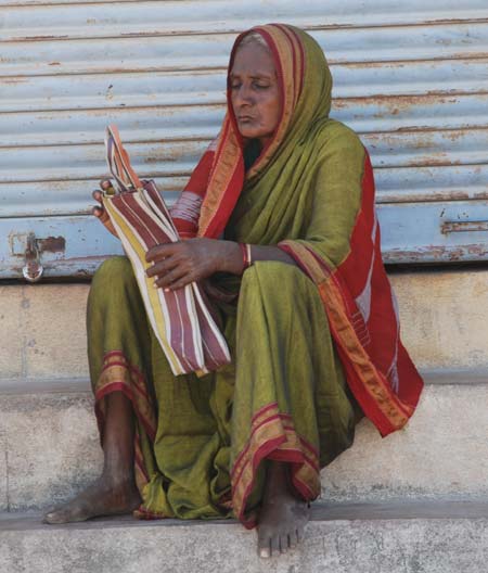 File:North Karnataka saree draping style.png - Wikipedia